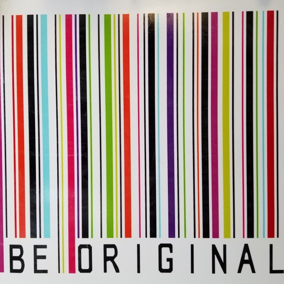 Meet your Posher, Edwina - Picture 1 of 1